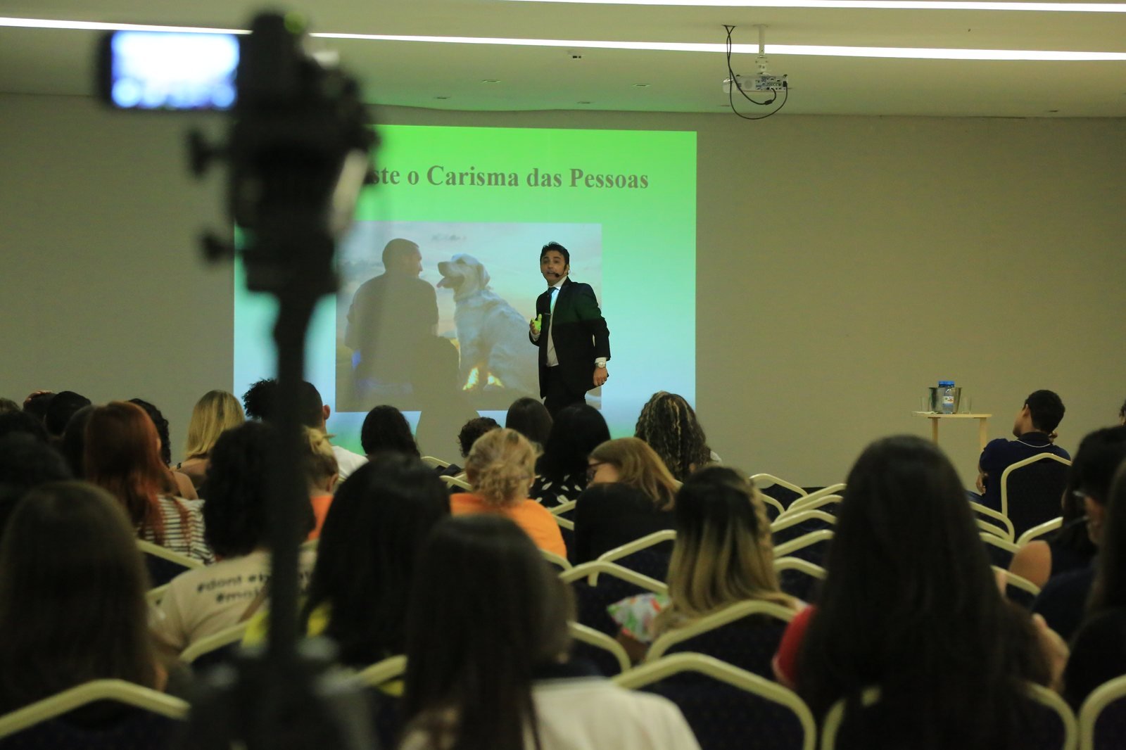 O Carisma das Pessoas — Auditório lotado