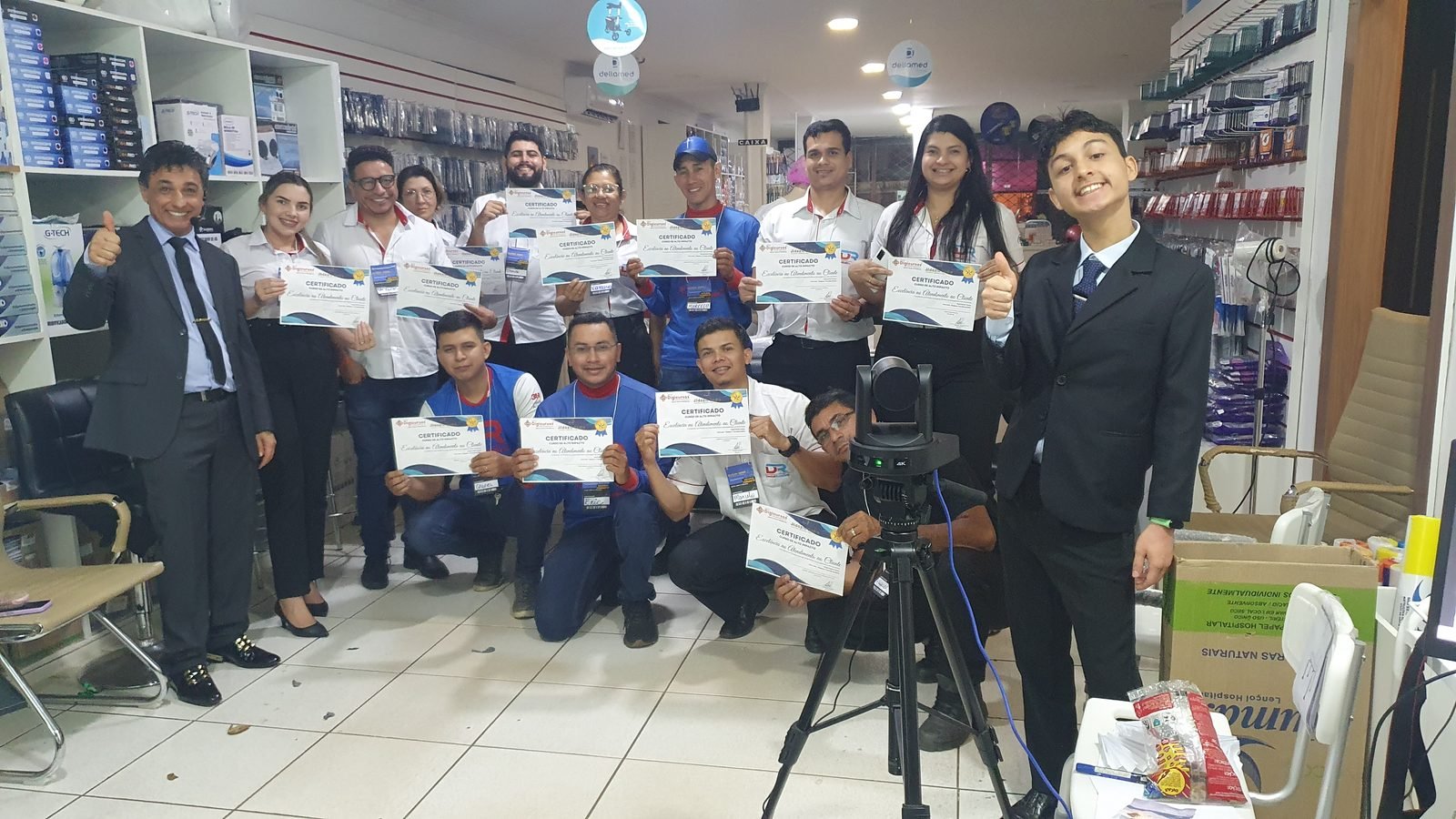 Excelência no Atendimento ao Cliente — Turma certificada · na empresa